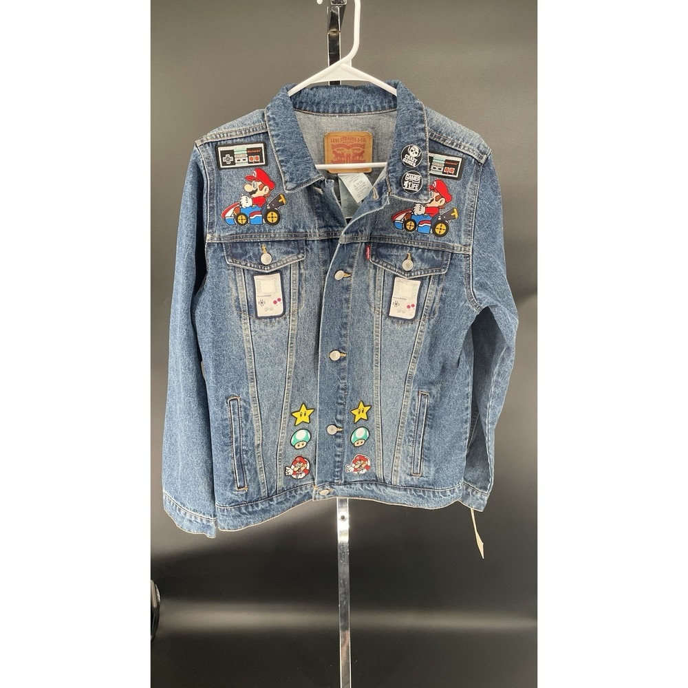 NEW W/ Tags!LEVI'S SUPER MARIO NINTENDO VINTAGE FIT TRUCKER DENIM JACKET Boys XL